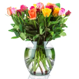 Enchanted Garden With Assorted Short Stemmed Roses